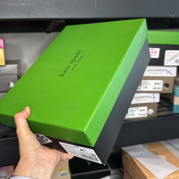 Kate Spade Silver Glitter Heels with Pink Feather Women's Marabou Dress Heels - Picture 10 of 10